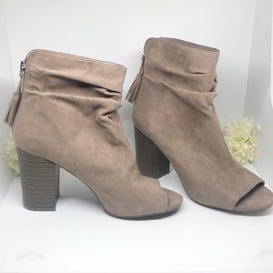 A.N.A “Anna Rose” Peep Toe ankle boot NWOT